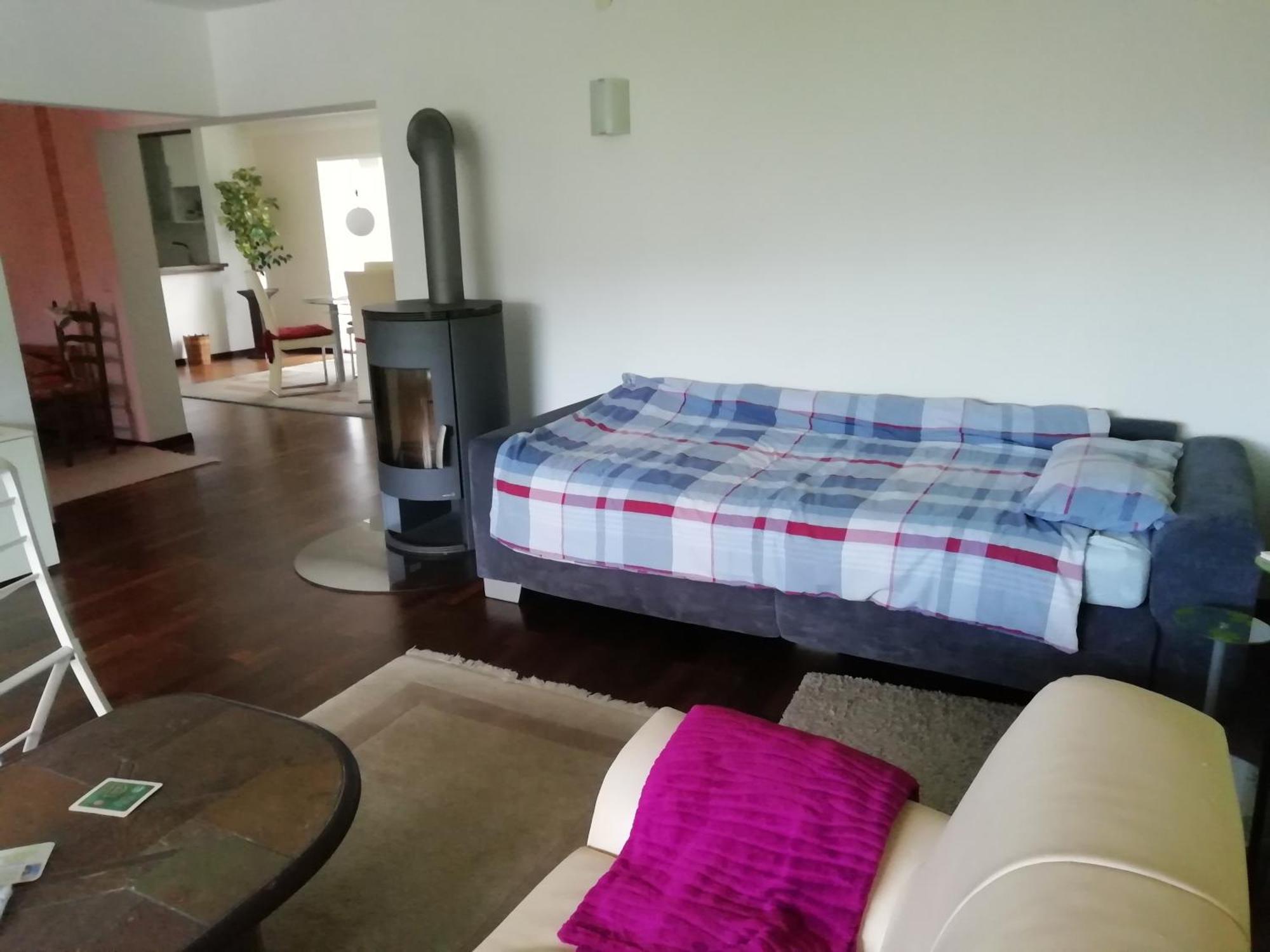בנסהיים Ferienwohnung Schlossblick מראה חיצוני תמונה